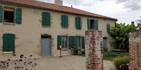 Mouilleron Saint Germain, Maçon à Mouilleron-Saint-Germain