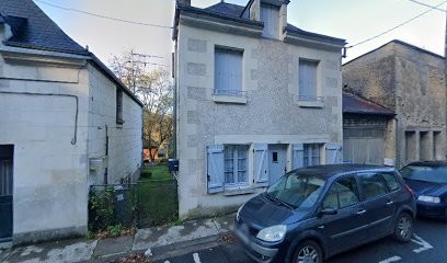 Brun Johnny, Maçon à Villaines-les-Rochers