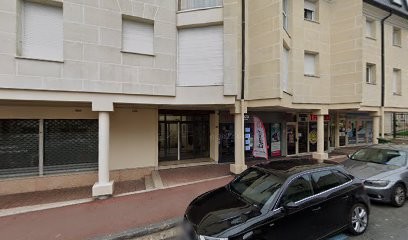 Maison Veigas, Maçon à Montlhéry